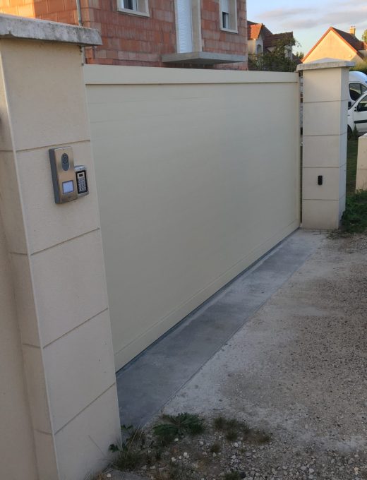 Motorisation de portail battant à Troyes – Pose par Nour-Elec