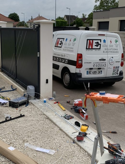 Motorisation de portail battant à Troyes – Pose par Nour-Elec